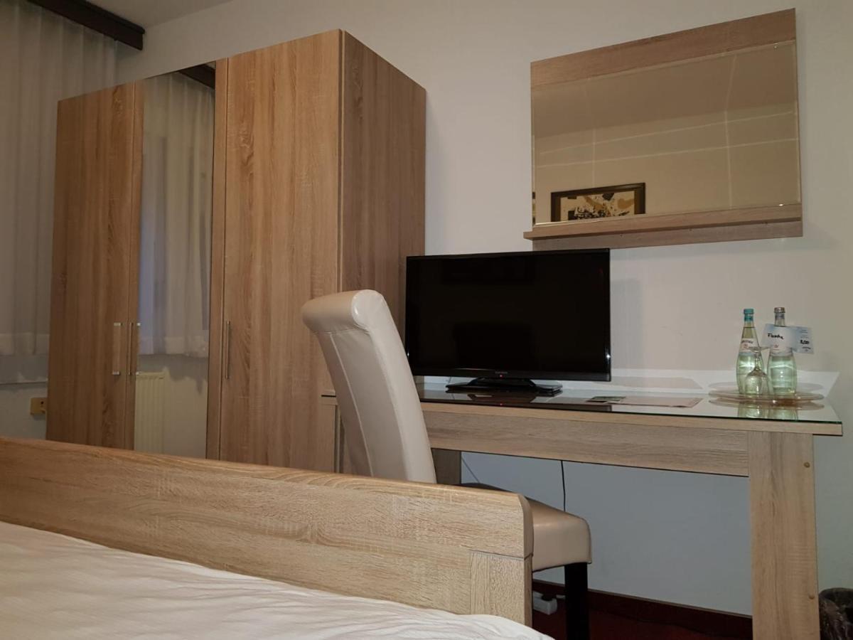 Hotel Zum Mueckenberger Hof Lauchhammer Eksteriør billede